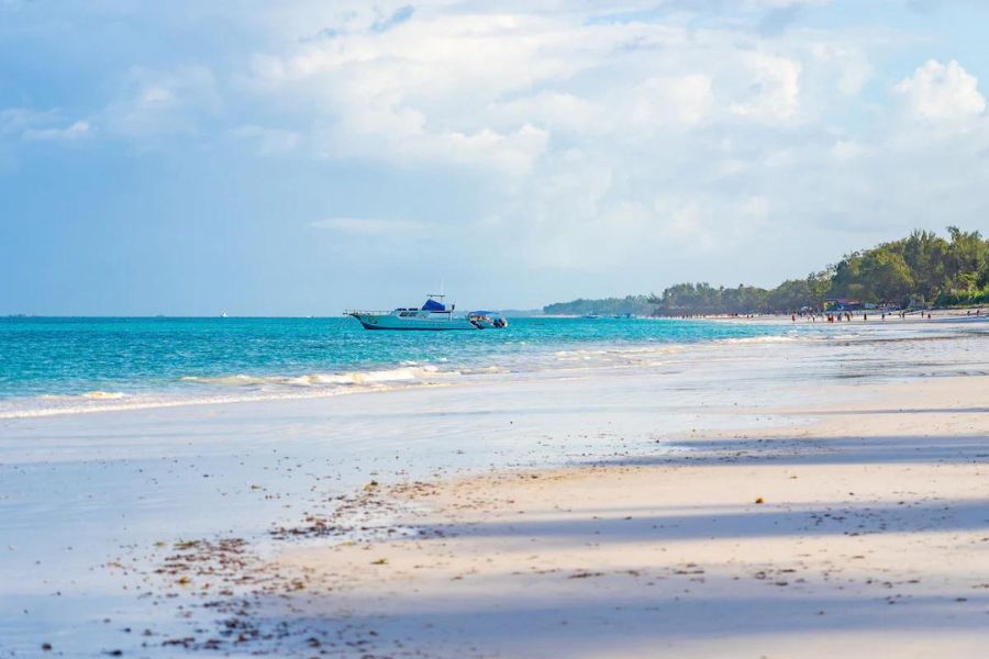 diani-mombasa-kenya-travel-photo-20220114113701241-main-image